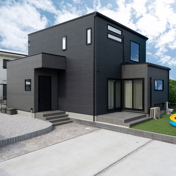 開放感のある超高性能な吹き抜けのあるお家