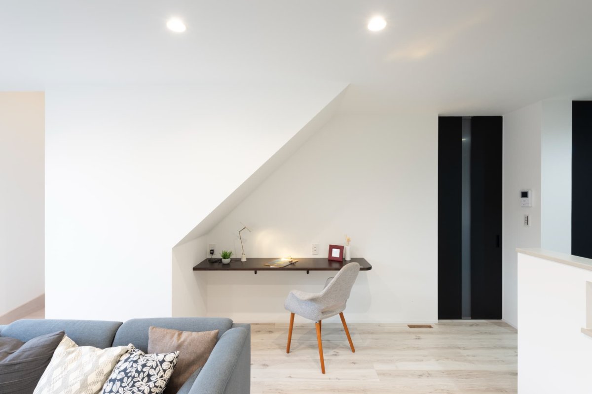 階段下スペースを有効活用したスタディースペース。