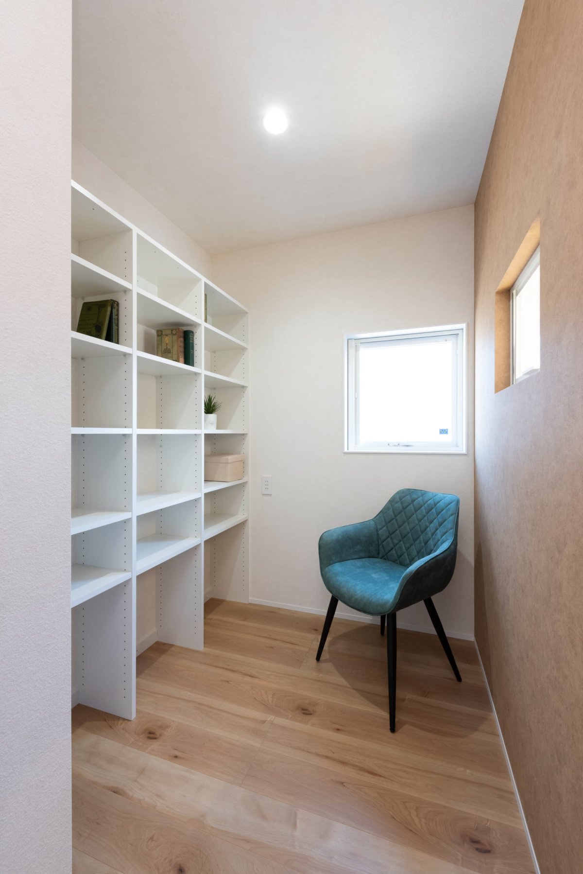 書斎。個室型の書斎。リモートワーク。テレワーク。