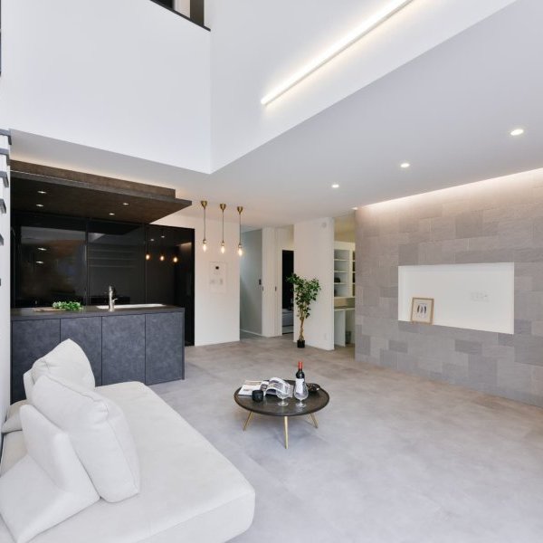 共働き夫婦が住む、合理性×ホテルライクを叶える資産価値の高い住まい。